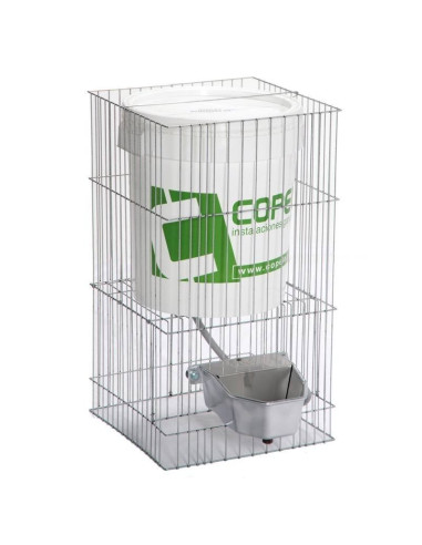 Waterer for large animals with aluminum tank