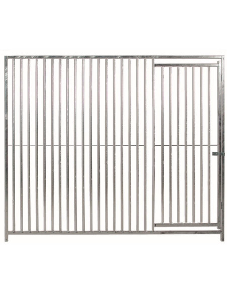 Front of ECO dog boxes, 5 cm bars, 200 cm front