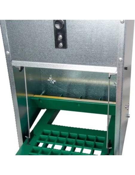 Comedero automático para pollos Feedomatic con placa escalonada | galvanizado