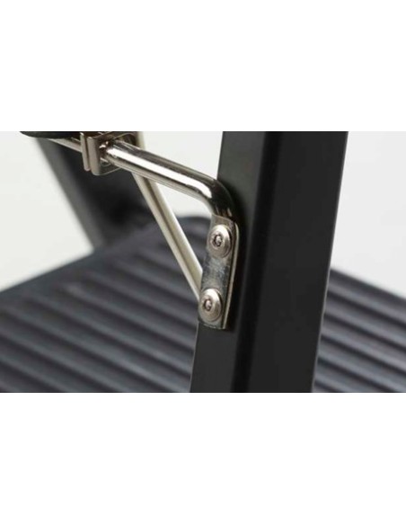 Escalera de Tijera GIANT TOTAL BLACK de Aluminio Anodizado